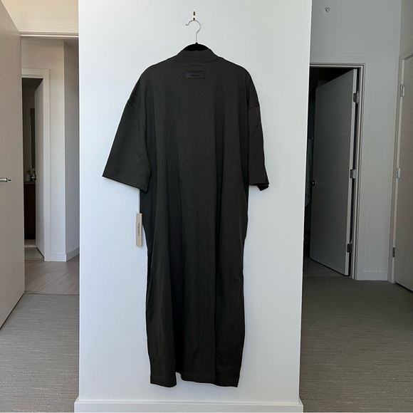 NWT FEAR OF GOD ESSENTIALS T-Shirt Midi Dress Size L - Picture 5 of 7